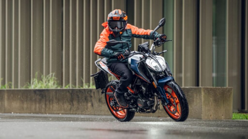 KTM RC 160