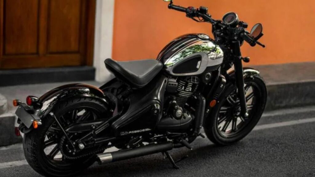 Jawa 42 Bobber Black Mirror