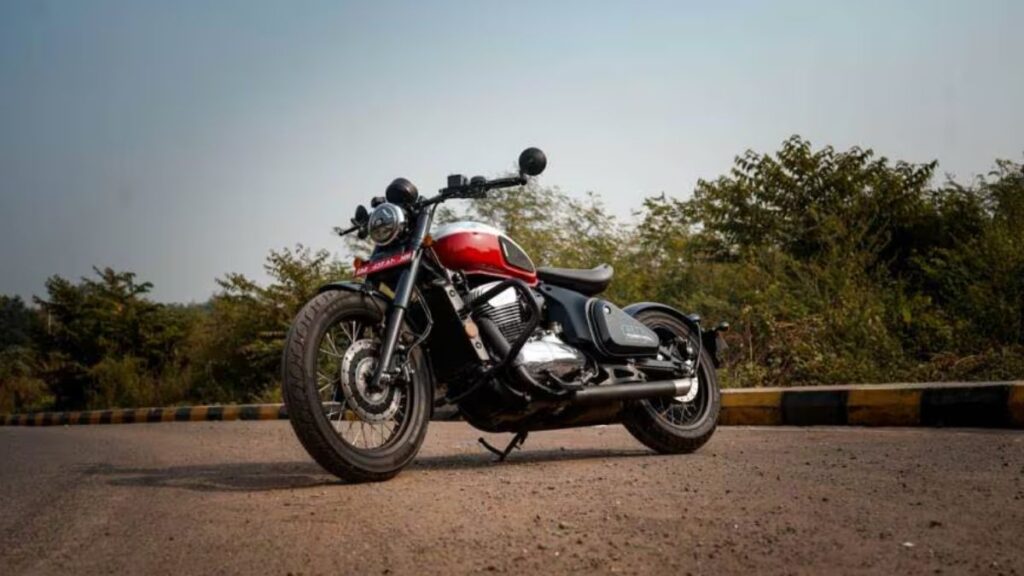 Jawa 42 Bobber Black Mirror