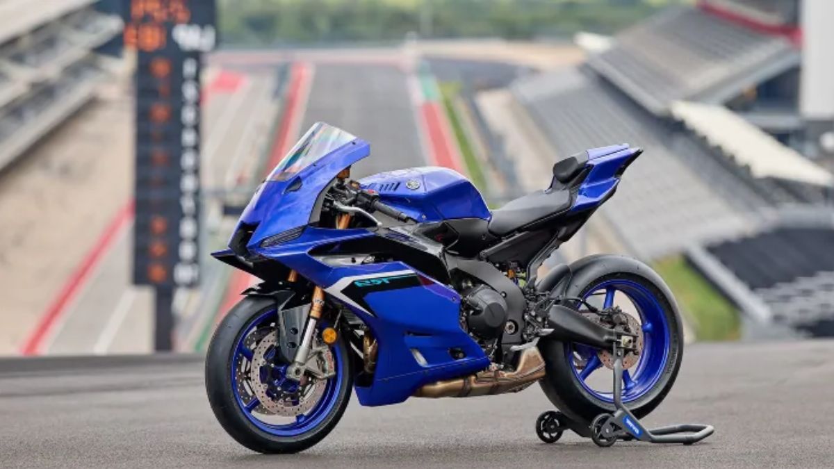 Yamaha R9